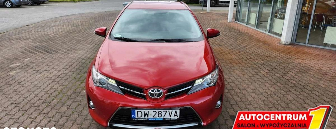 Toyota Auris cena 42900 przebieg: 64000, rok produkcji 2014 z Śrem małe 667